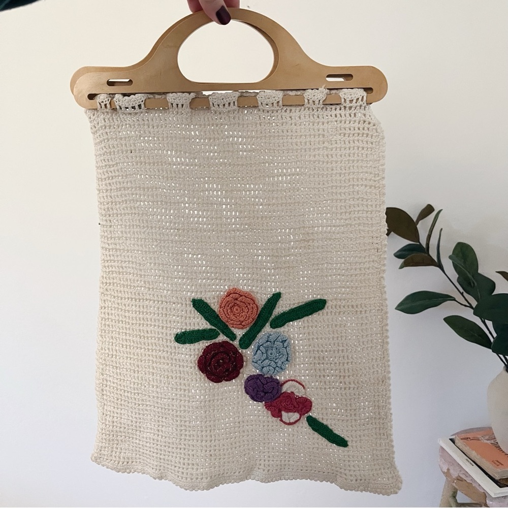 Vintage Crocheted Flower Tote